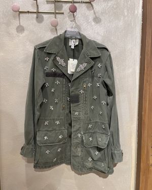 Giacca vintage con cabochon Tensione in