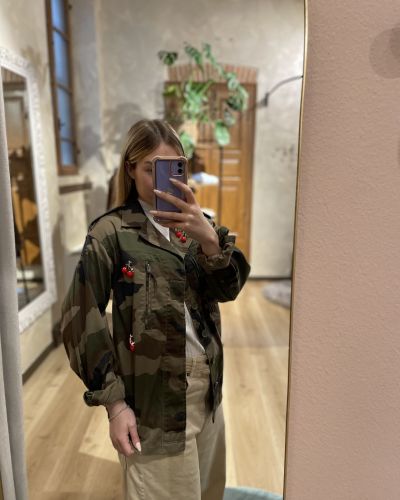 Giacca vintage camouflage con ciliege Tensione in