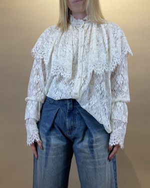 Camicia in pizzo con rouches Tensione in