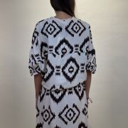 Blusa fantasia in viscosa naturale ViCOLO