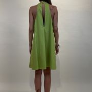 Abito con scollo a V con retro all’americana ViCOLO